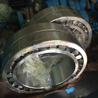 240/560ECA/W33 large spherical roller bearings